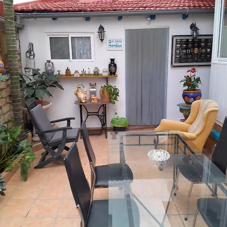 Antonio Guesthouse Alicante-3
